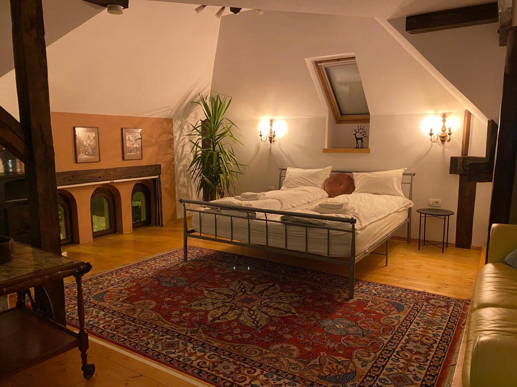 Rose'S Oldtown Apartment 브라쇼브 외부 사진