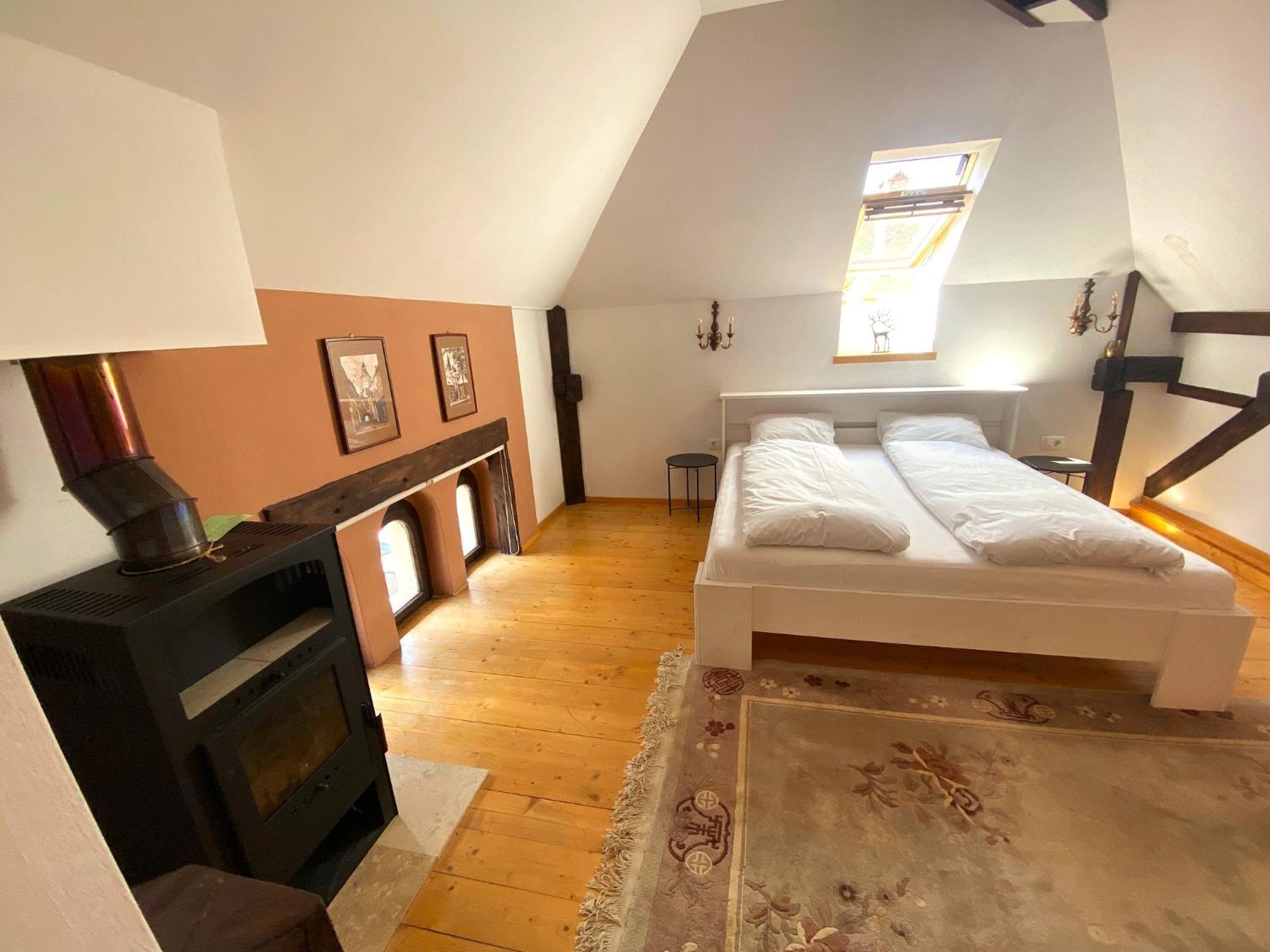 Rose'S Oldtown Apartment 브라쇼브 외부 사진